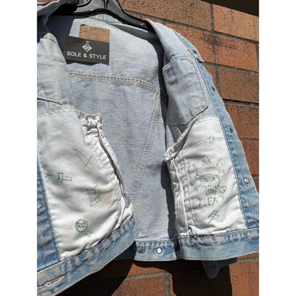 90s Levi's Vintage Type 3 Custom Hippie Hand Drawn Art Stonewash Denim Jacket - Picture 7 of 9